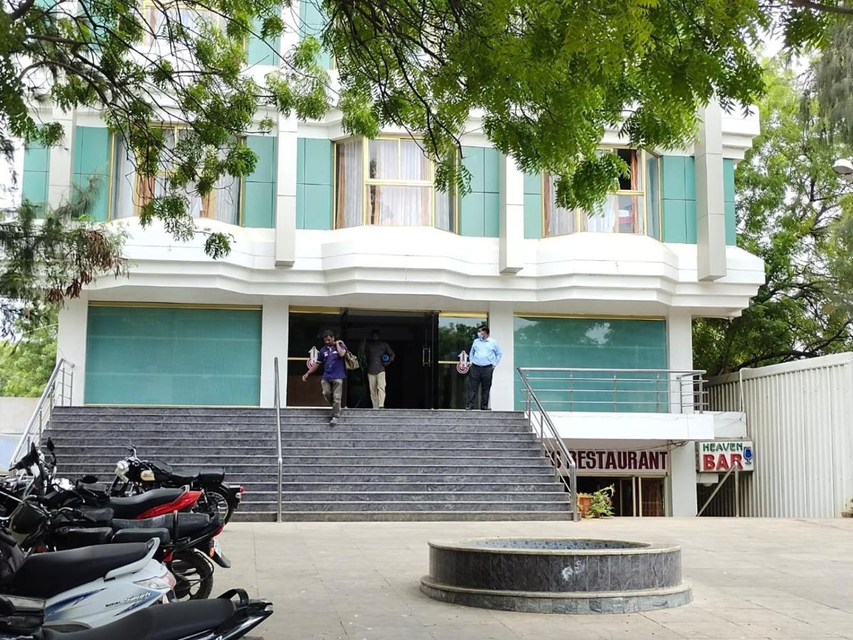 Hotel Geetha International Tuticorin Εξωτερικό φωτογραφία