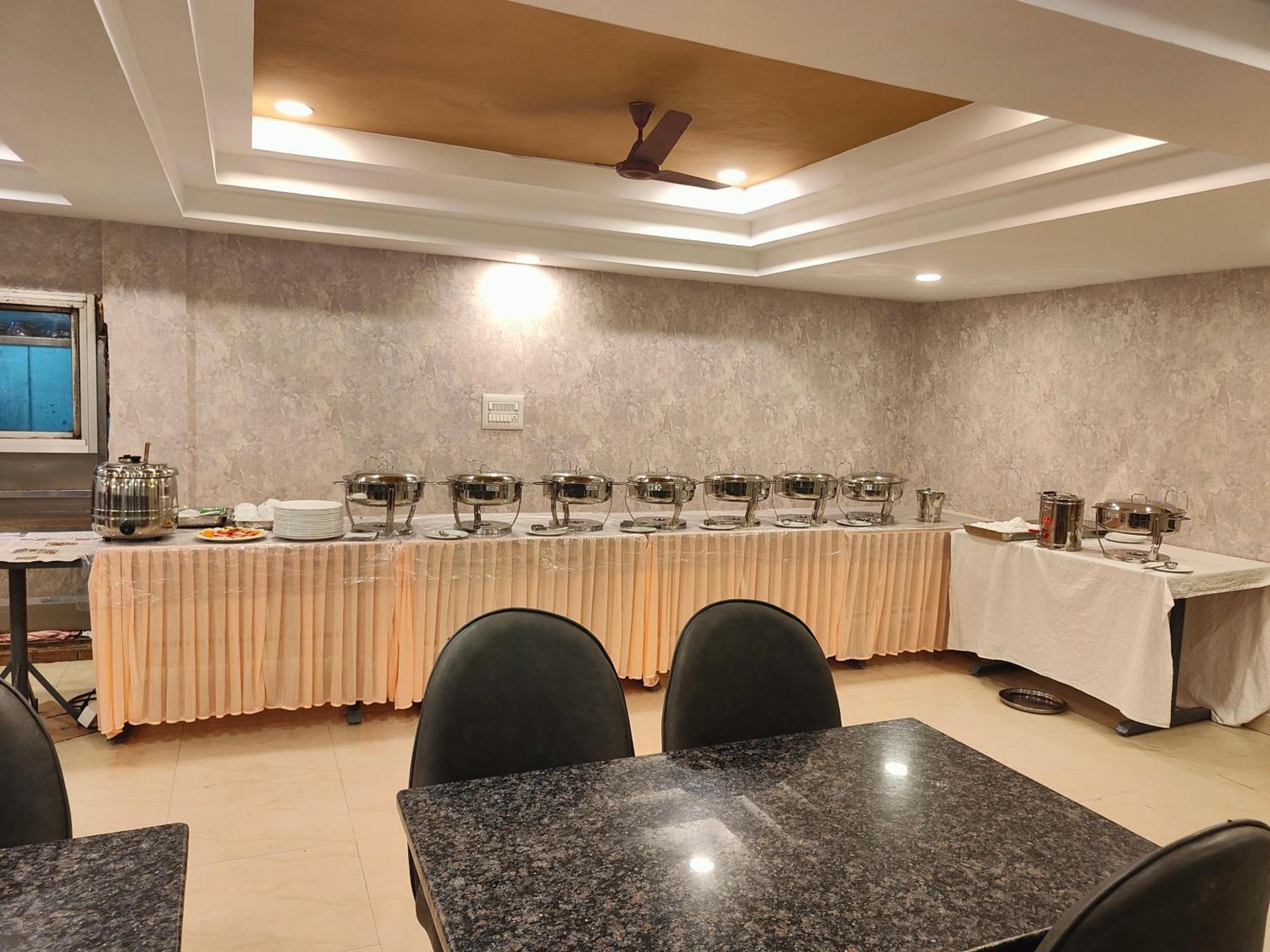Hotel Geetha International Tuticorin Εξωτερικό φωτογραφία