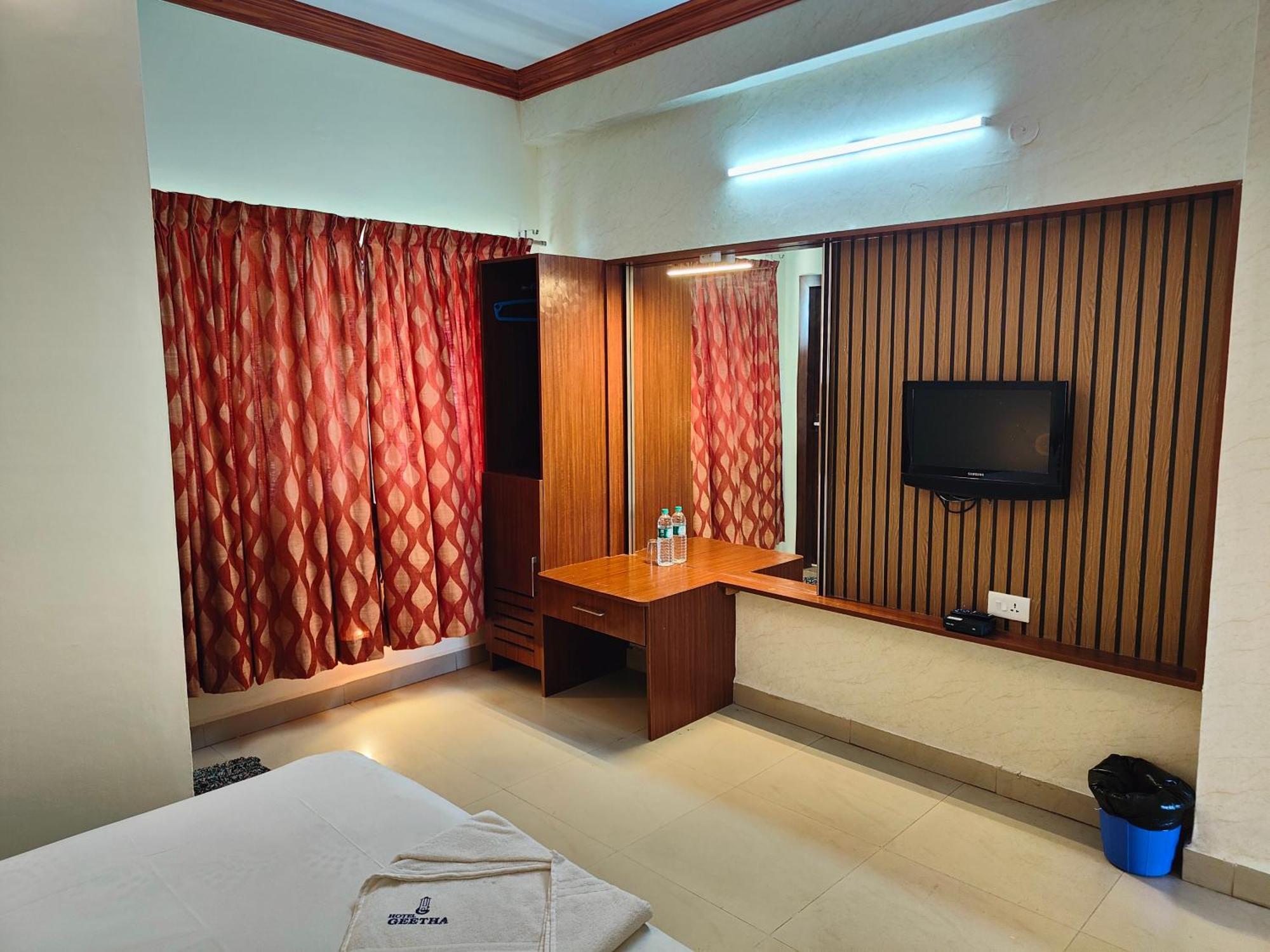 Hotel Geetha International Tuticorin Εξωτερικό φωτογραφία