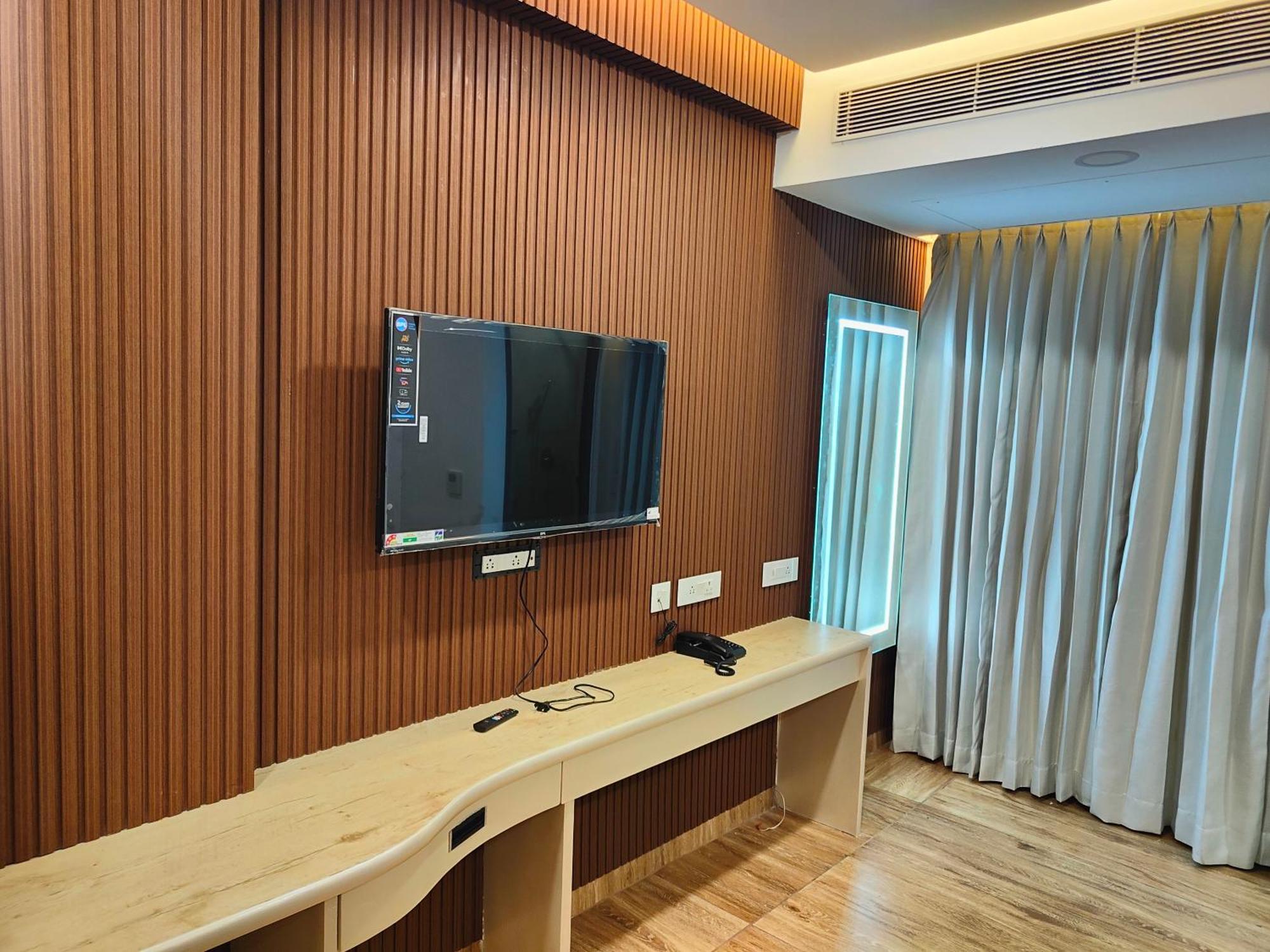 Hotel Geetha International Tuticorin Εξωτερικό φωτογραφία